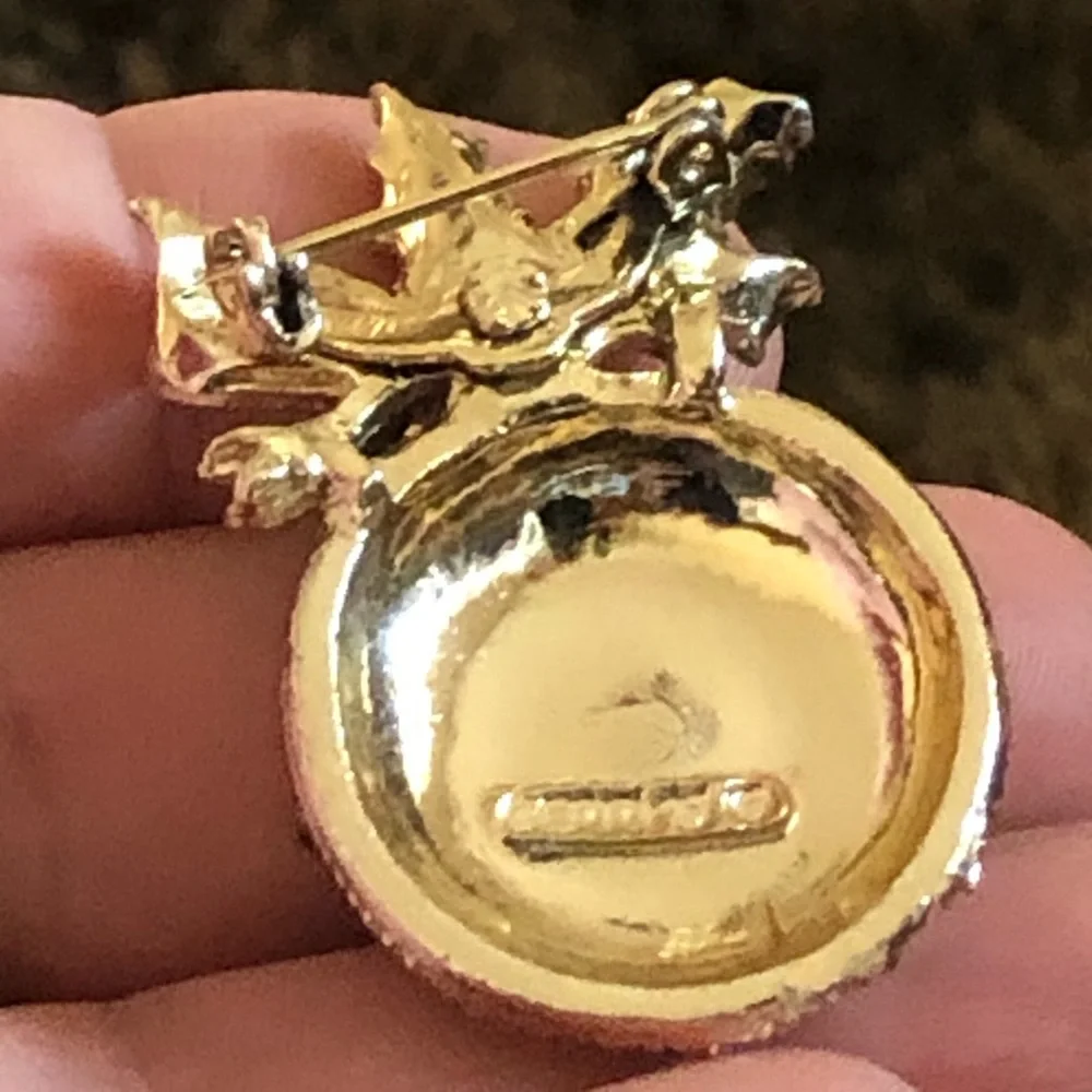 Vintage 80s Gerrys holiday ornament brooch pin